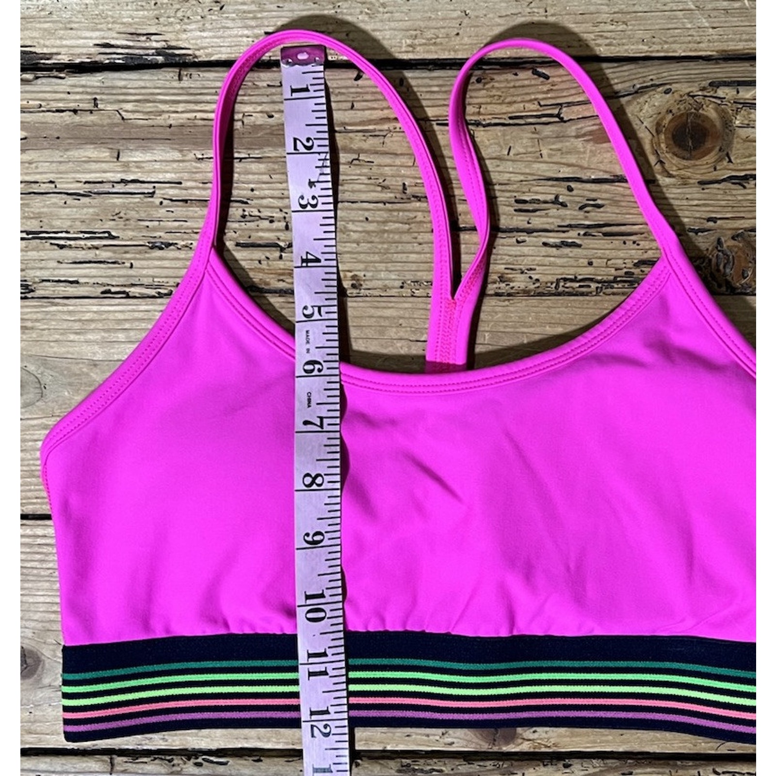 Nylora Women’s Size S Bright Pink Padded Sports Bra - Nwot — image 5 of 8